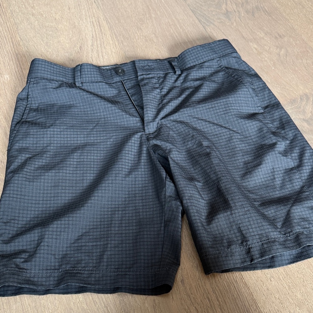 Saks Fifth Avenue Dark Gray Patterned Men's Shorts Size 30